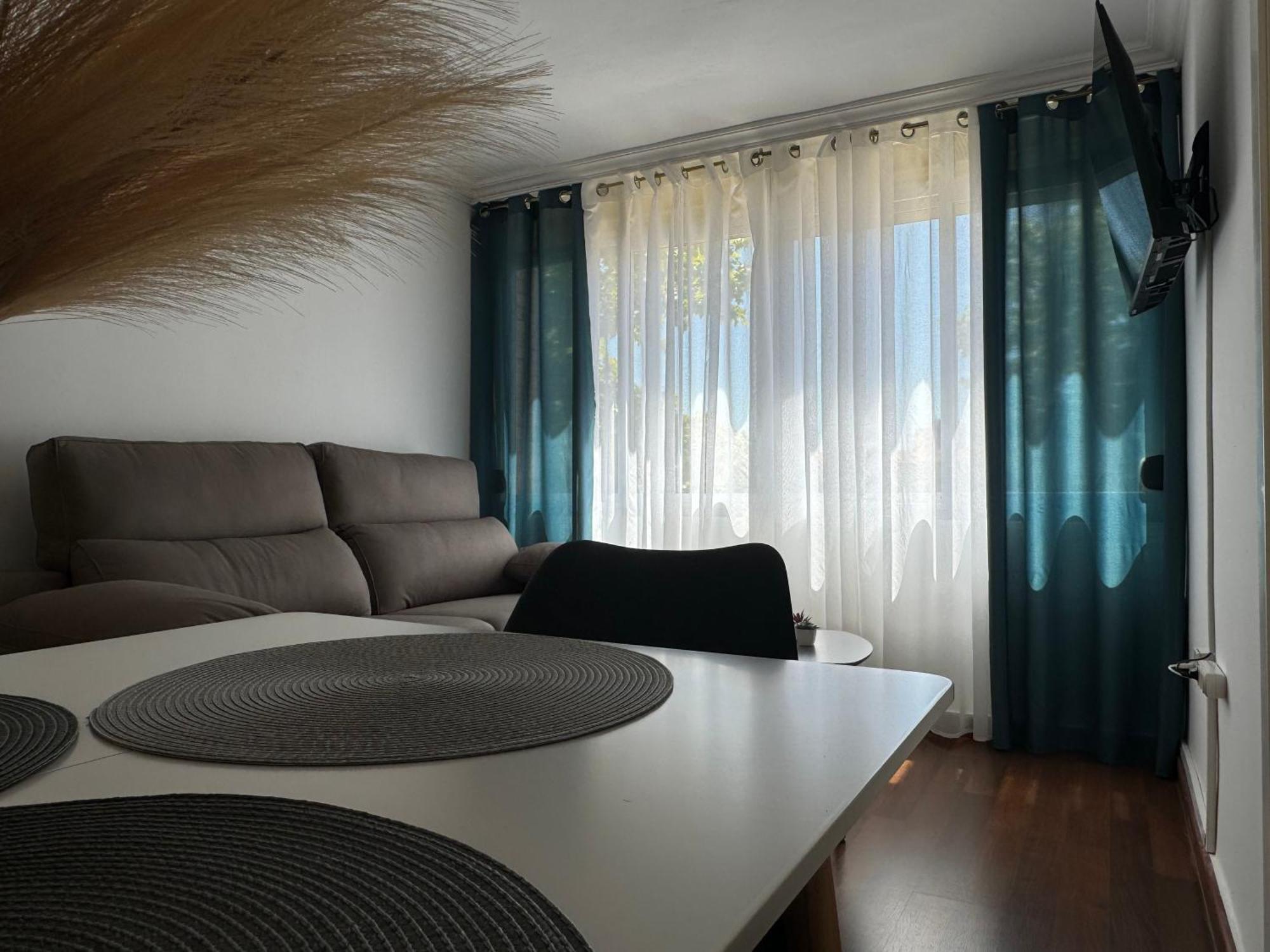 Apartamento Alarcon En Zona Av Espana - Hospital Альбасете Екстер'єр фото