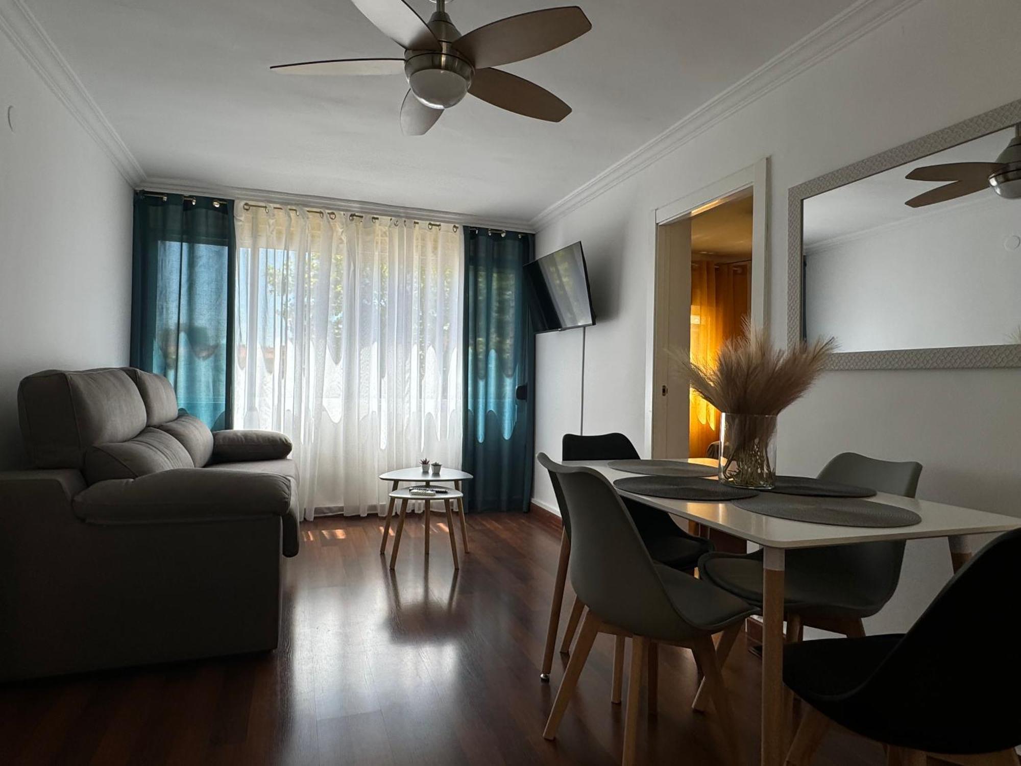 Apartamento Alarcon En Zona Av Espana - Hospital Альбасете Екстер'єр фото